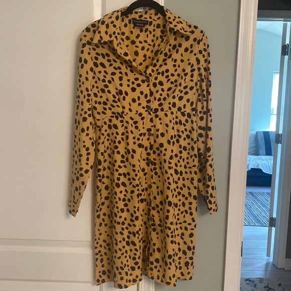 Wednesday’s Girl cheetah print long sleeve shirt dress size M - Picture 2 of 4